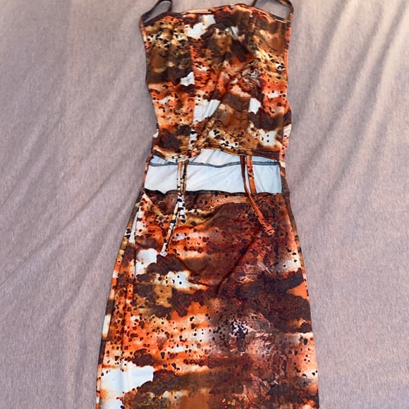 Multi printed cut out dress - Picture 2 of 4